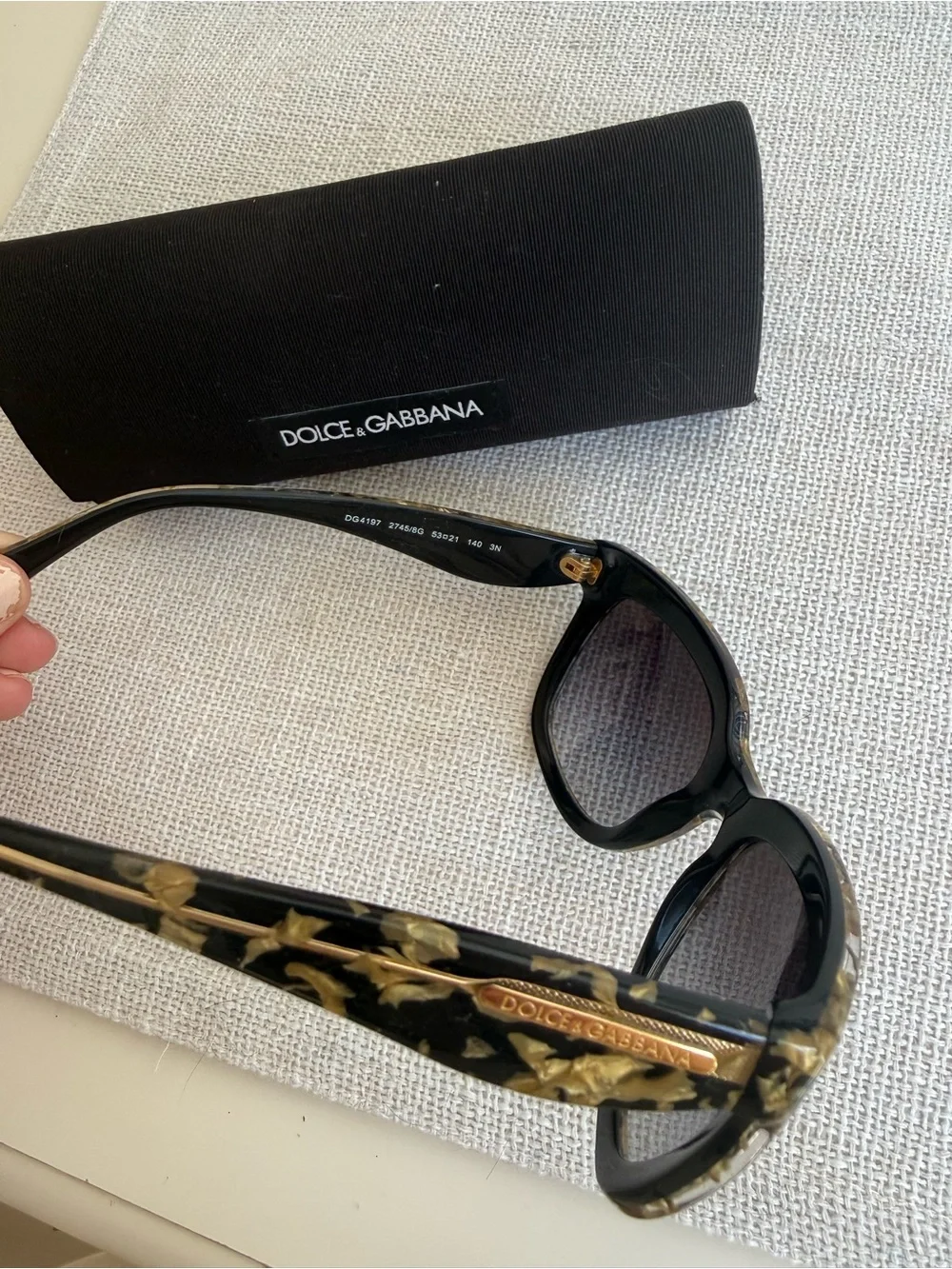 Dolce & Gabbana Gold Leaf Leaf Gold Black
